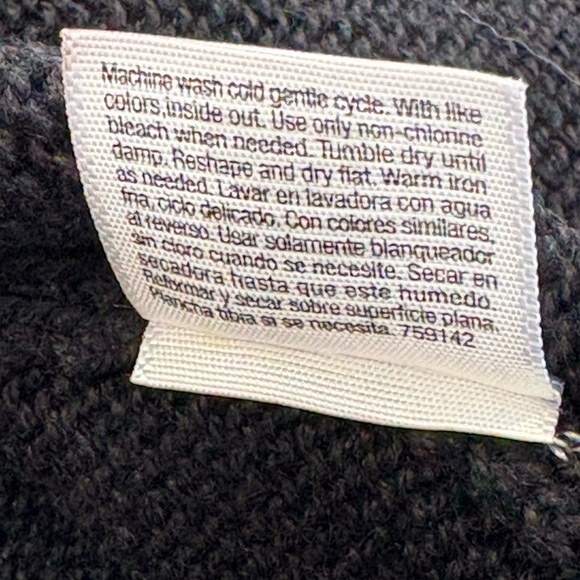 Classic And Cozy Black St. John's Bay Knit Cardigan Size XL - Picture 6 of 10